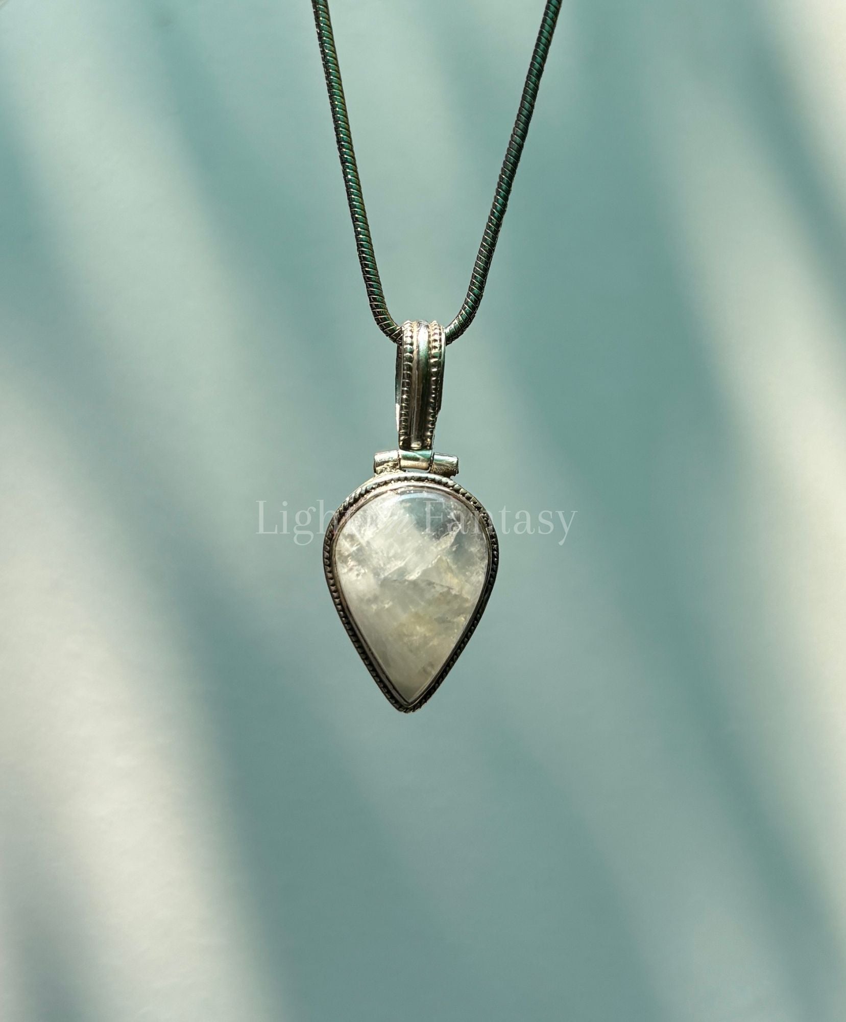 LUNARA- Moonstone Pendant