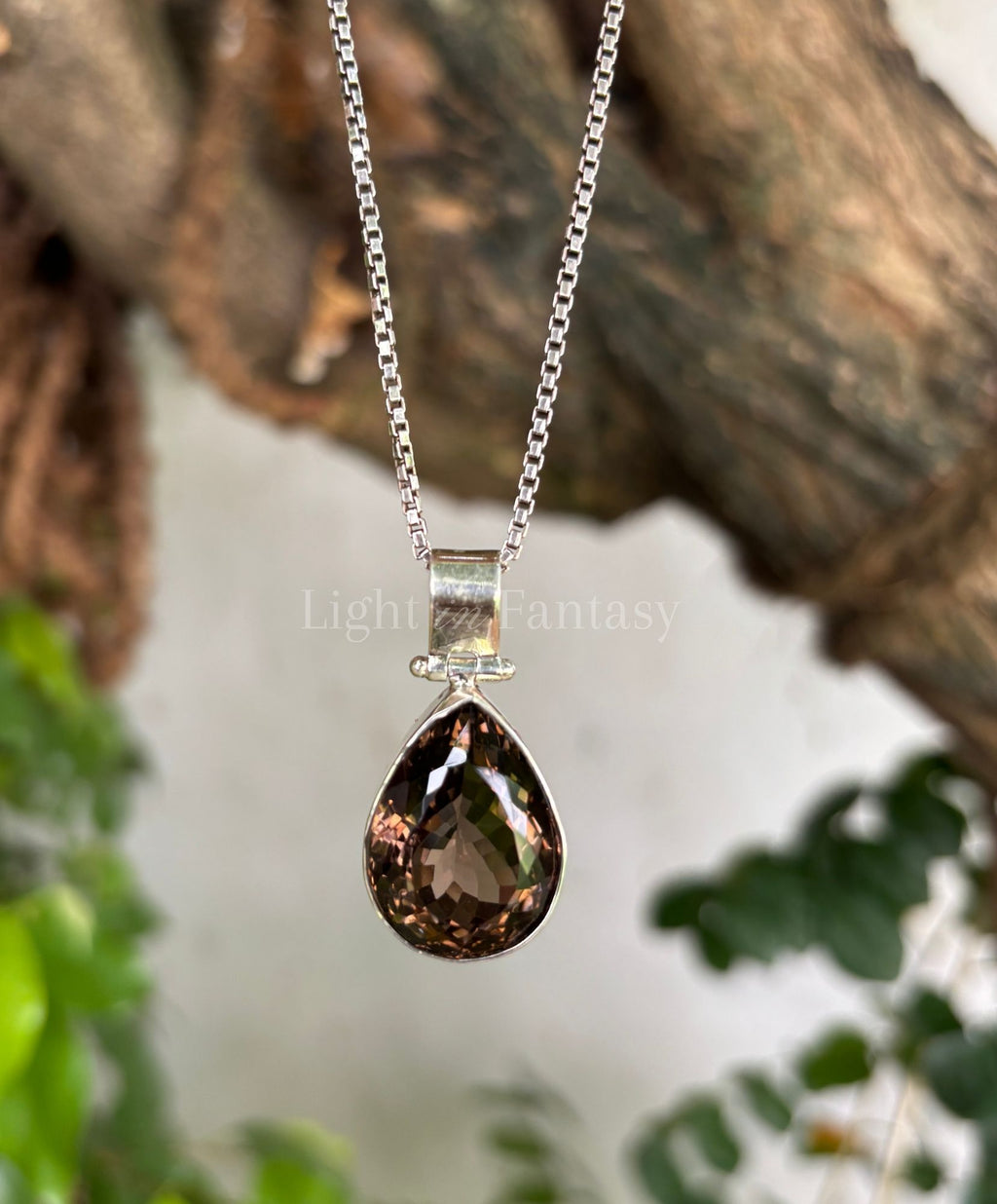 NYRA- Smoky Quartz Pendant